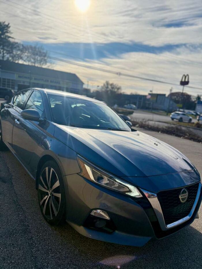2019 Nissan Altima Platinum