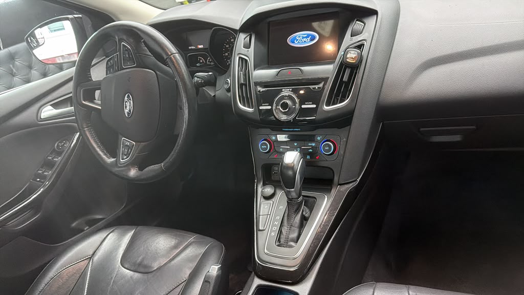 2019 Ford Focus - Image 4